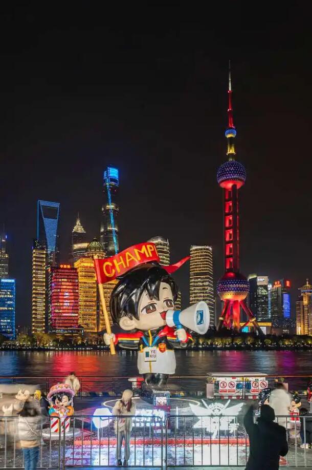 《全职高手》“叶修”登陆上海北外滩，成为二次元爱好者打卡地