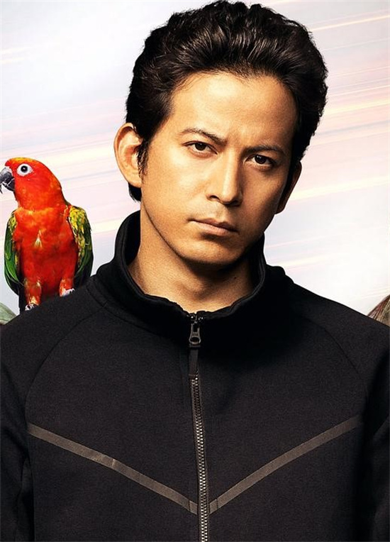冈田准一弃武从文？《昂首向前走》演绎爵士乐手