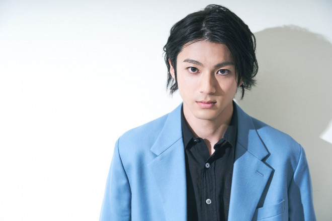 山田裕贵、伊藤沙莉主演电影《爆弹》发布预告